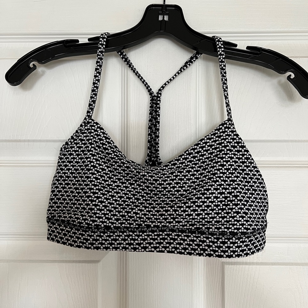 Lululemon power Y sports bra